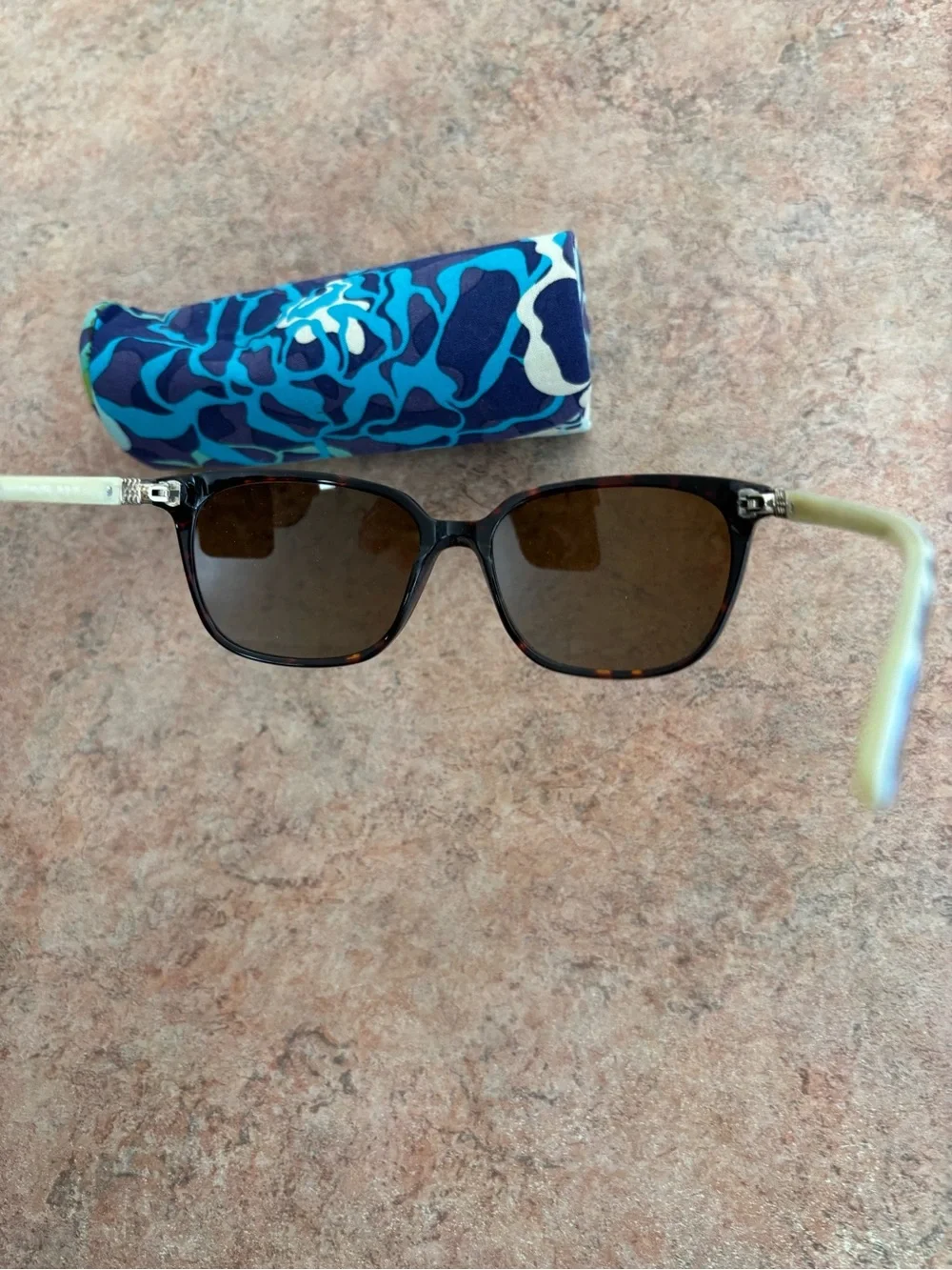 Vera Bradley Cadence - Katalina Blues Polarized Sunglasses